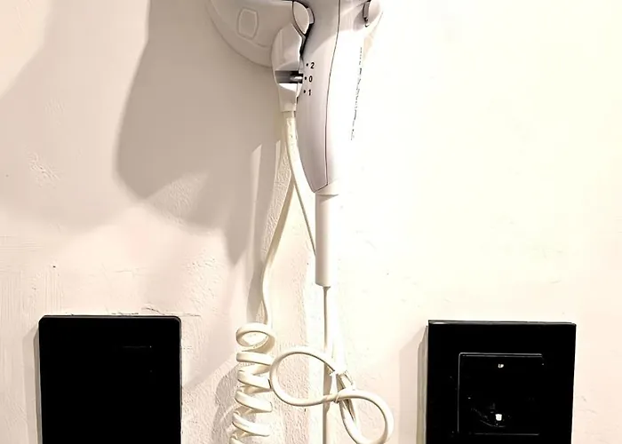 La Rosa Pensión Caces